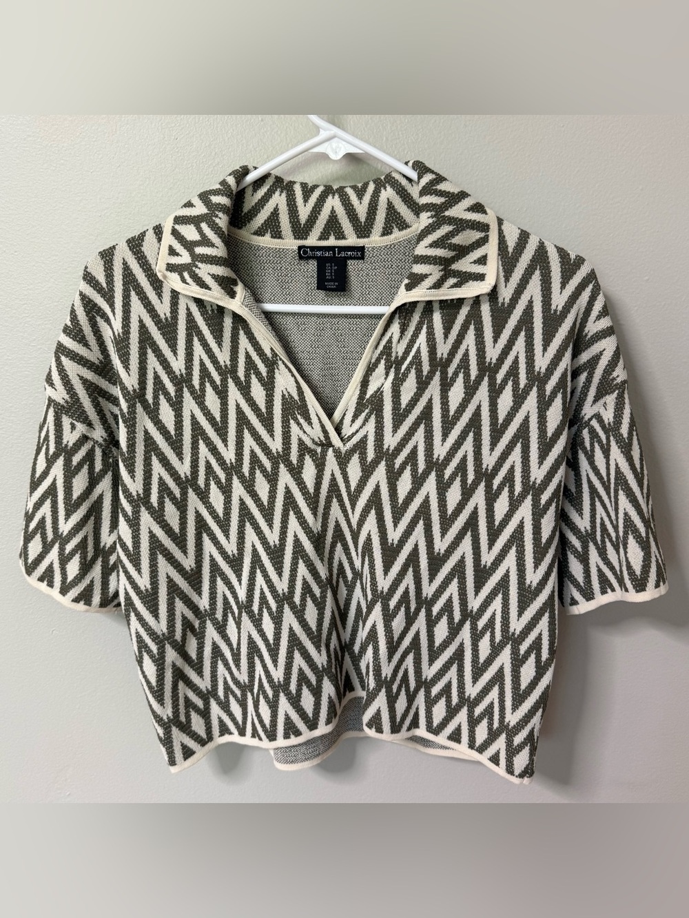 Christian Lacroix Women's Nylon Blend Chevron Pattern V-Neck Top Size S
